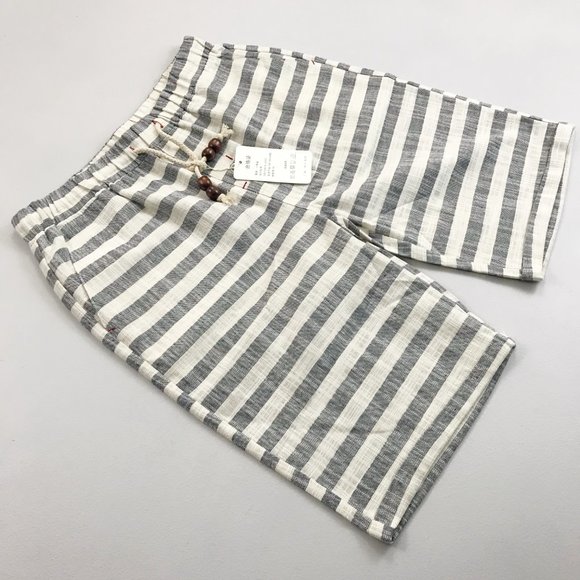 FASHION Brand Striped Bermuda Shorts M/L NWT Textured Cotton Pockets - Picture 2 of 8